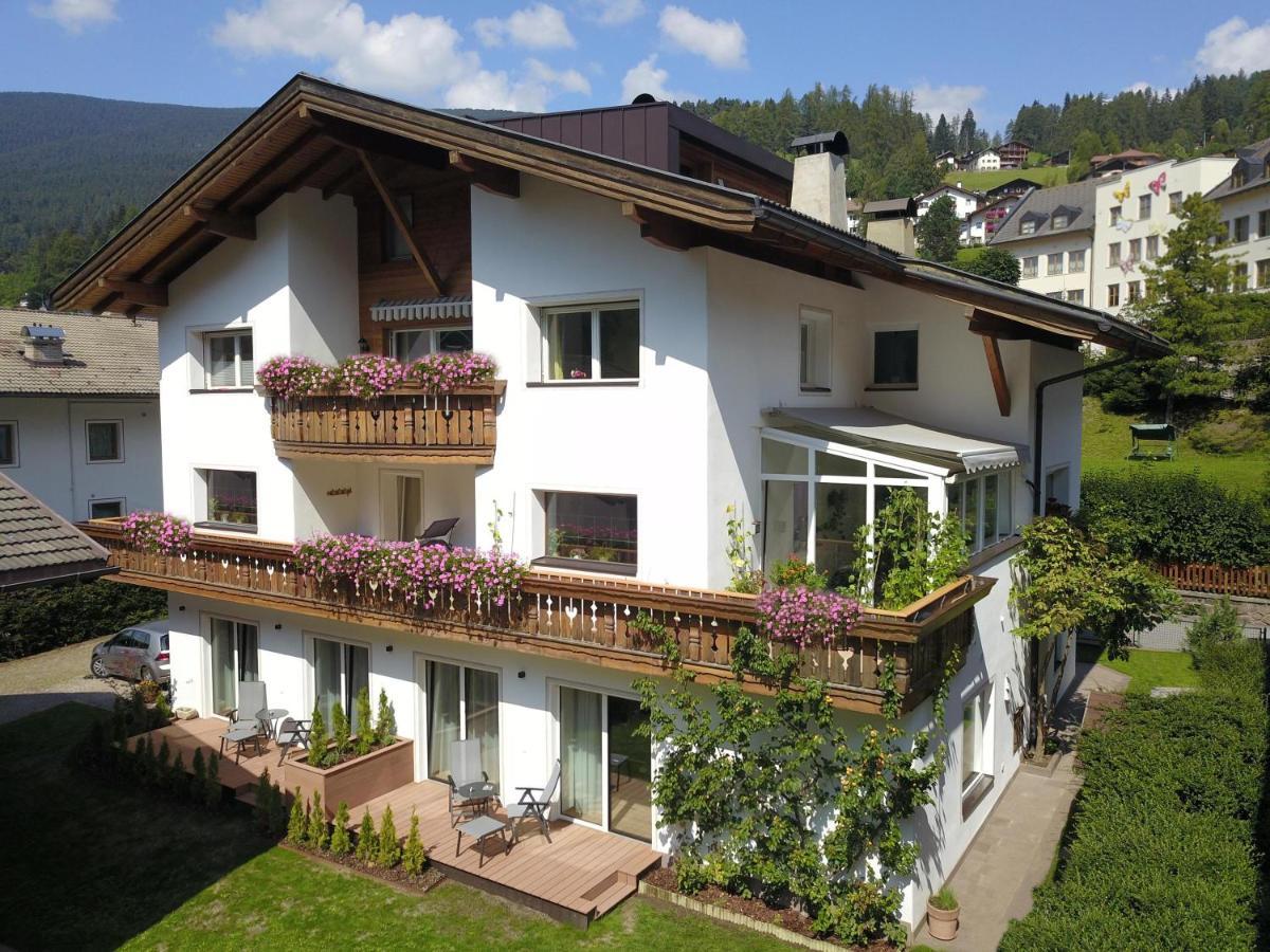 אורטיסיי Apartments Montblanc Seceda מראה חיצוני תמונה